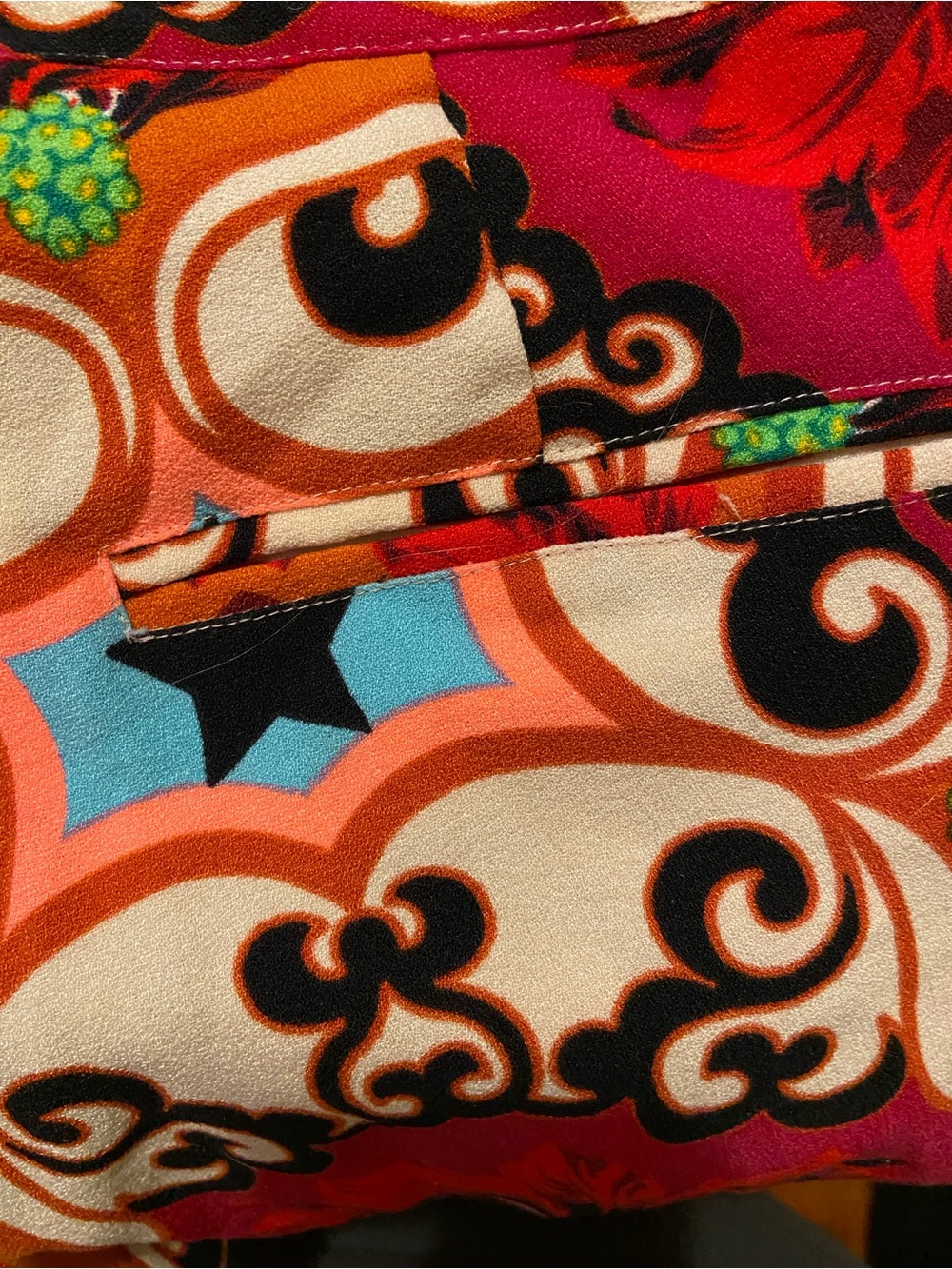 COOLEST PANTS EVER Manoush Bold Red Floral-Print Cropped Pants - Picture 4 of 8